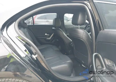 2019 Mercedes-Benz A 220 из США, поврежденный, VIN WDD3G4EB0KW020930